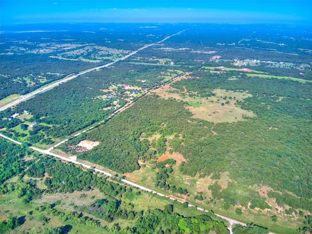 Photo 8 — 4 NE 164th Street, Luther, OK 73054