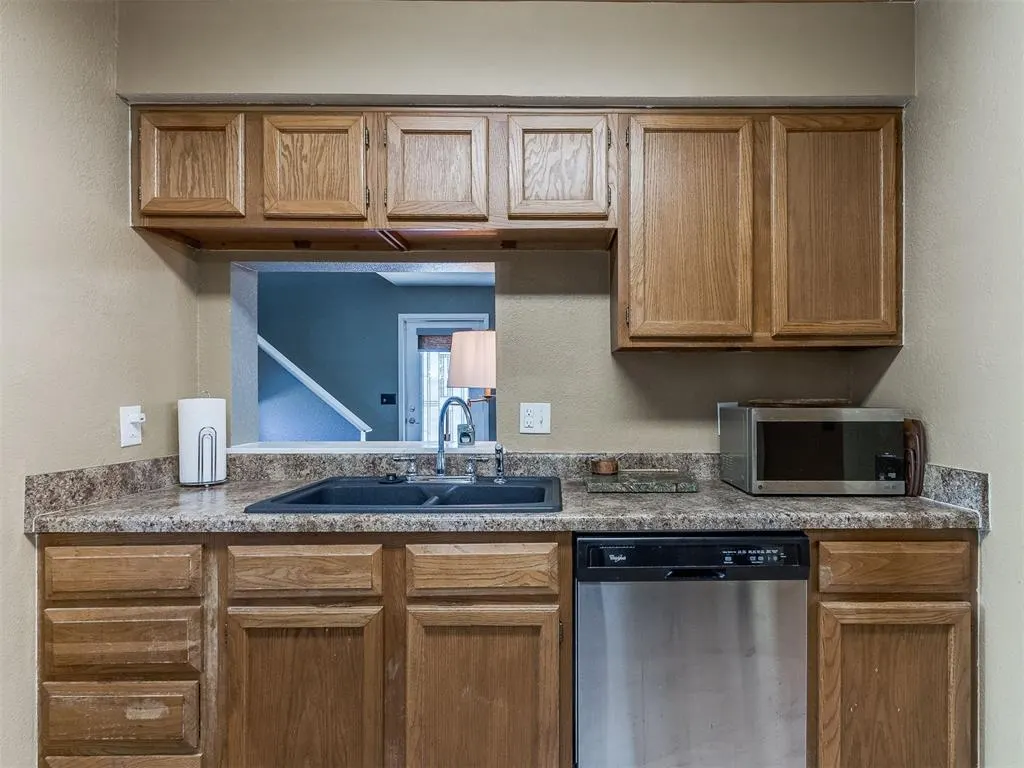 Photo 21 — 11417 Springhollow Road 904, Oklahoma City, OK 73120