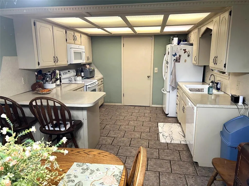 Photo 10 — 724 Waterview Road, Oklahoma City, OK 73170