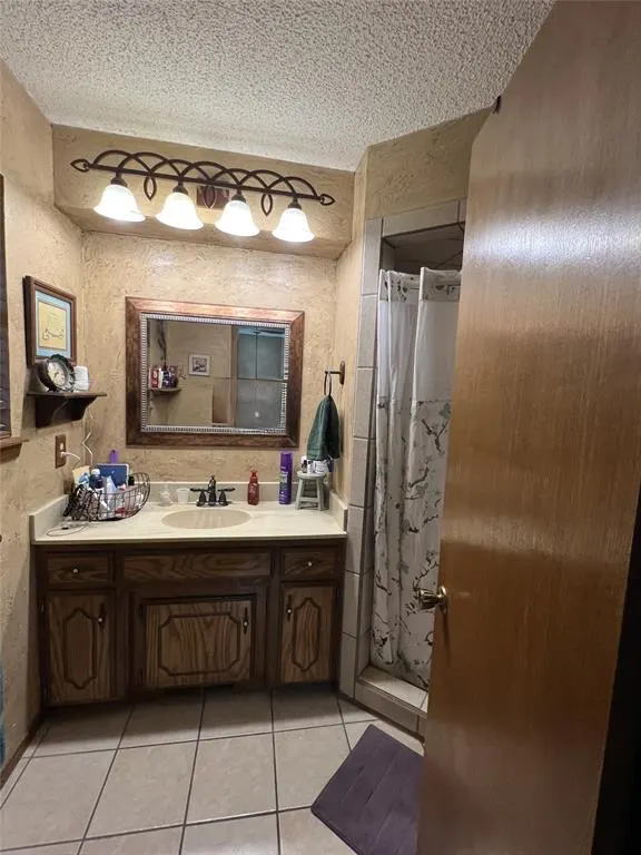 Photo 16 — 724 Waterview Road, Oklahoma City, OK 73170