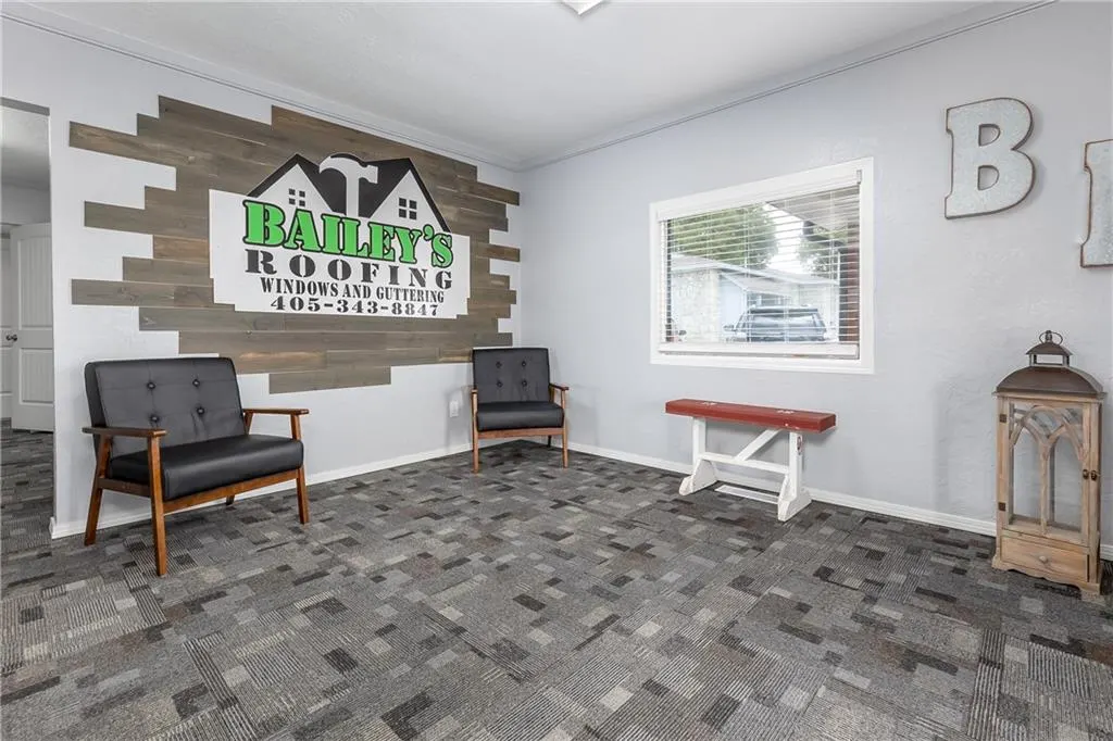 Photo 6 — 1808 W Broadway Avenue, Sulphur, OK 73086