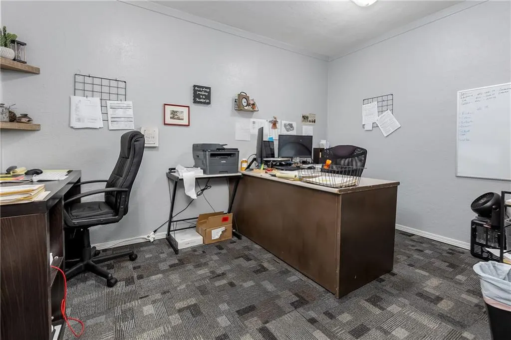 Photo 10 — 1808 W Broadway Avenue, Sulphur, OK 73086