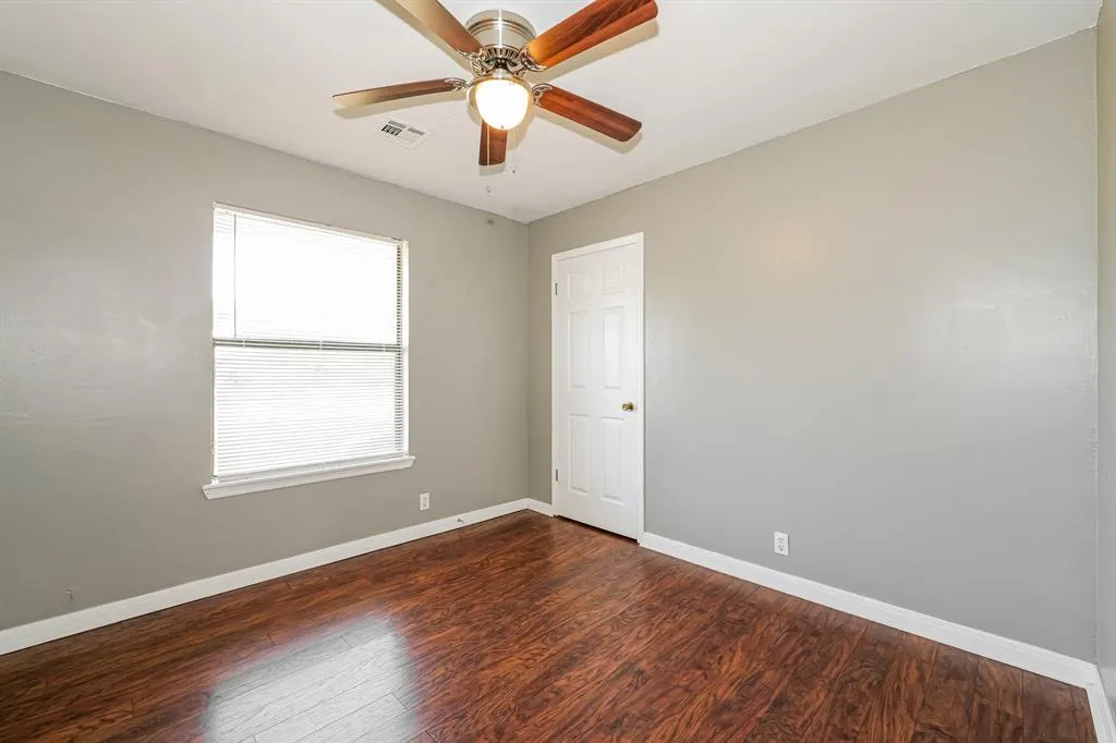 Photo 13 — 1120 Mars Road, Edmond, OK 73003