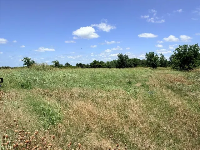 Photo 3 — S 3450 Road, Meeker, OK 74855