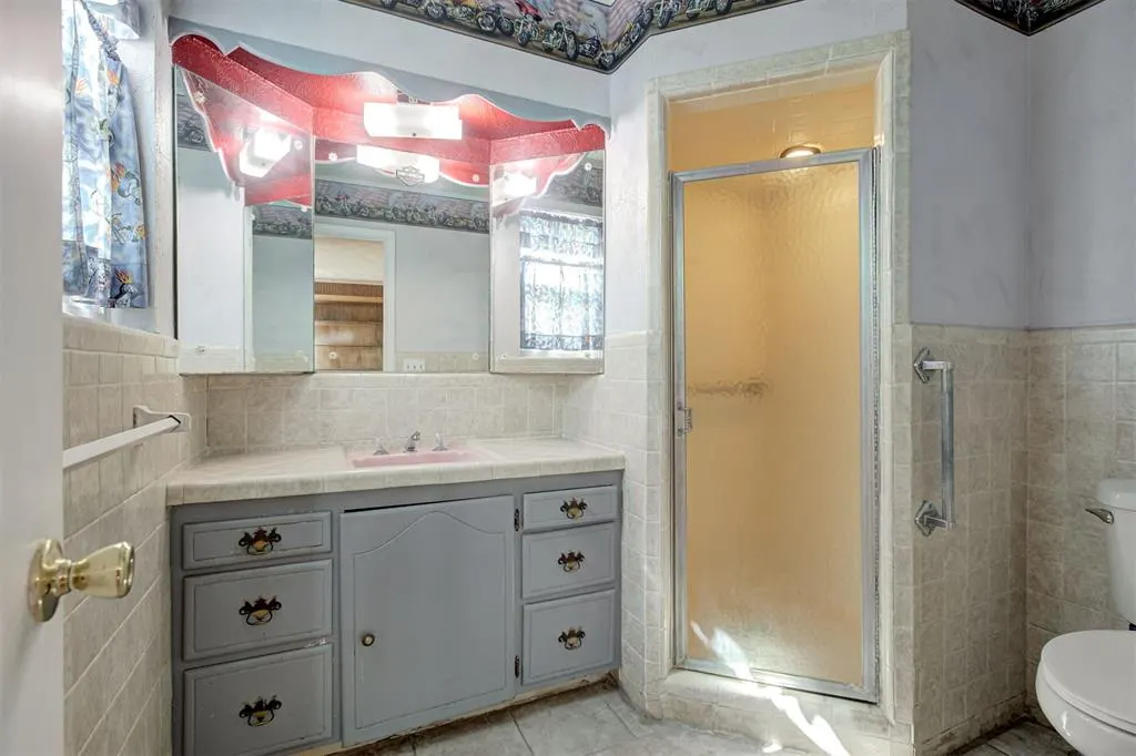 Photo 17 — 1323 W Noble Avenue, Guthrie, OK 73044