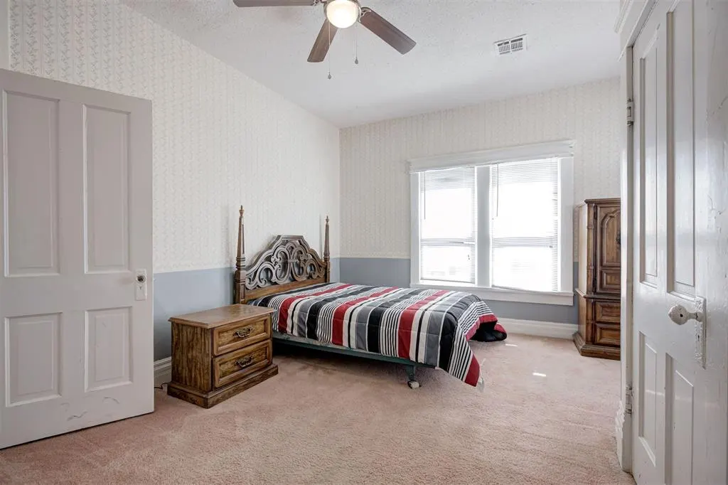 Photo 32 — 1323 W Noble Avenue, Guthrie, OK 73044