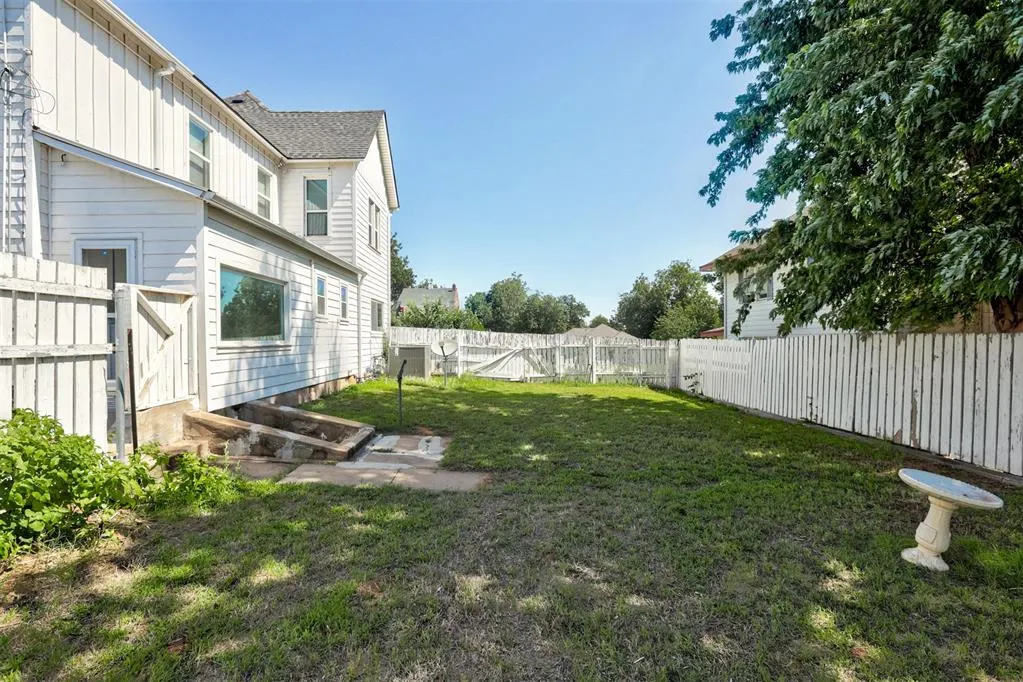 Photo 40 — 1323 W Noble Avenue, Guthrie, OK 73044