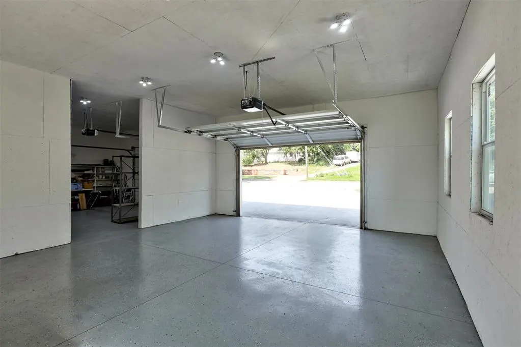 Photo 43 — 1323 W Noble Avenue, Guthrie, OK 73044