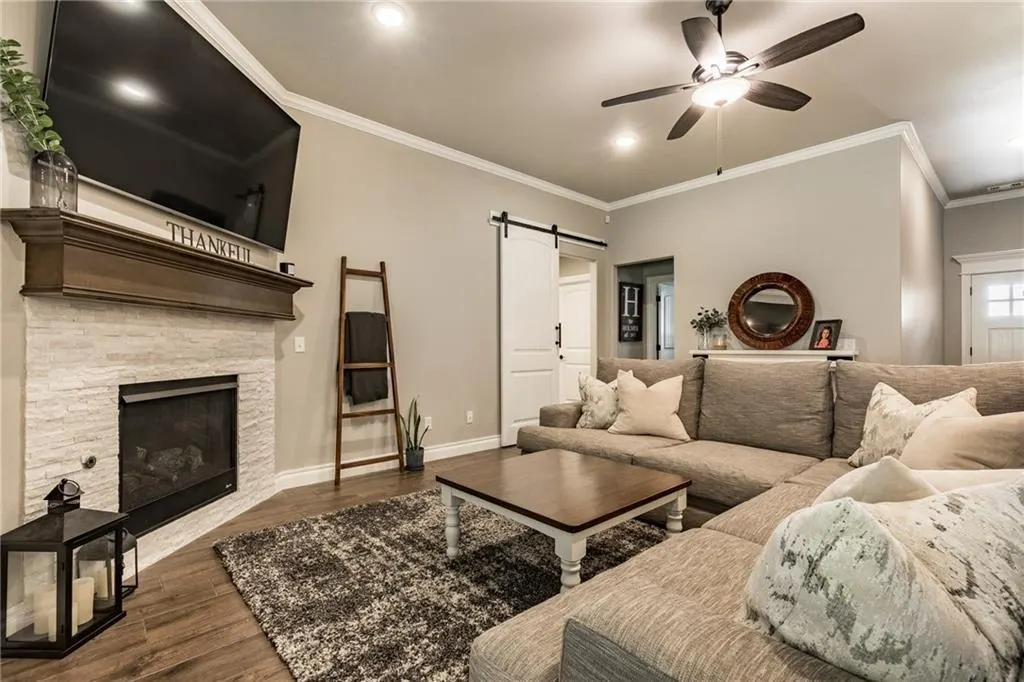 Photo 18 — 2816 Oak Hill Avenue, Edmond, OK 73034