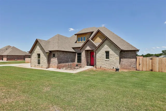 Photo 4 — 12859 Meadow Ridge Drive, Shawnee, OK 74804