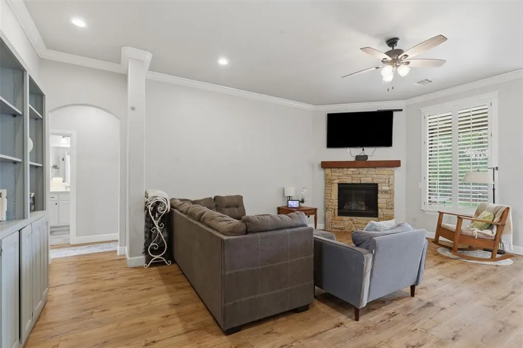 Photo 11 — 606 Elizabeth Drive, Okarche, OK 73762