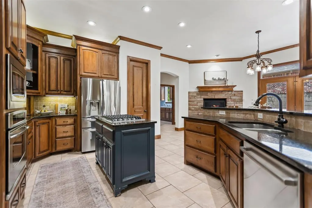 Photo 8 — 3824 Villas Creek Court, Edmond, OK 73003