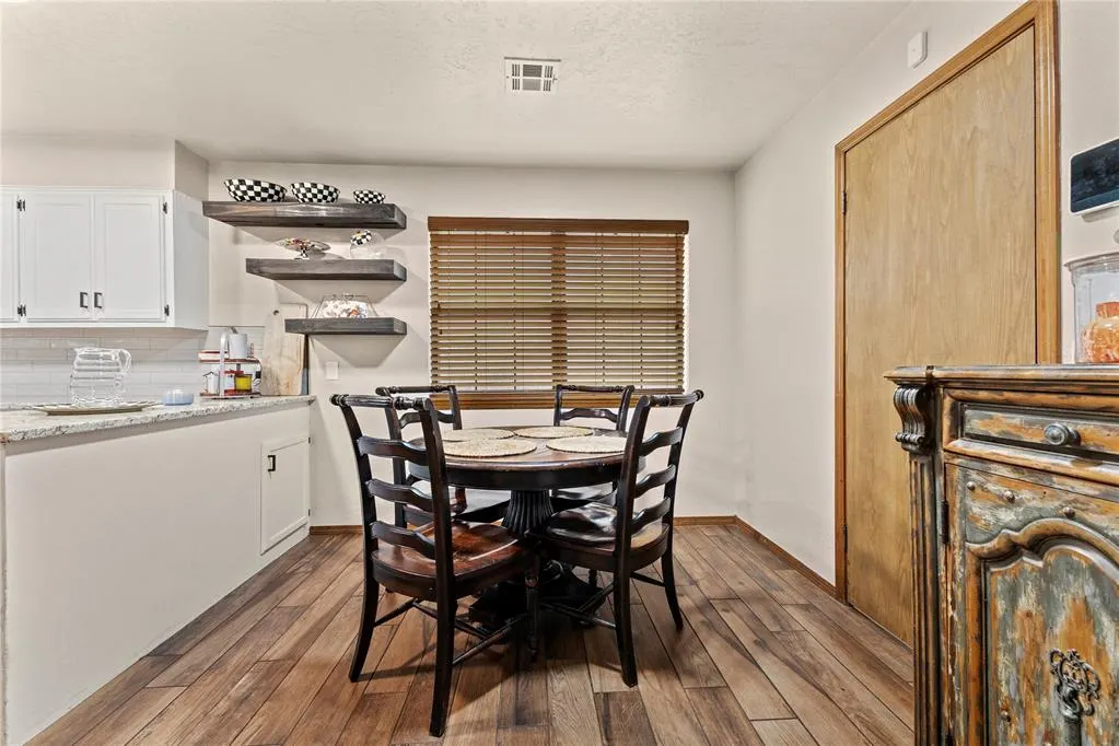 Photo 9 — 2100 Morgandee Lane, Weatherford, OK 73096