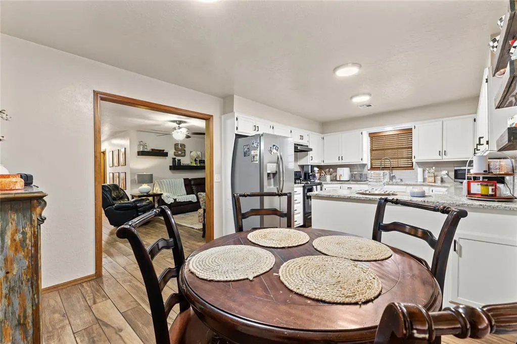 Photo 10 — 2100 Morgandee Lane, Weatherford, OK 73096