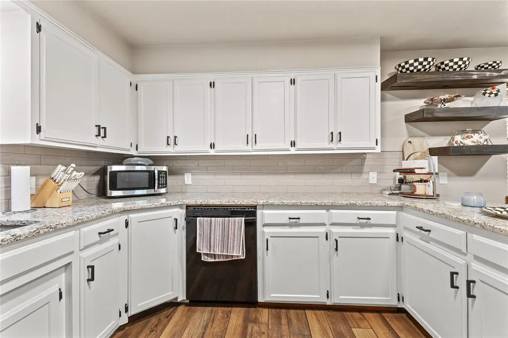Photo 13 — 2100 Morgandee Lane, Weatherford, OK 73096