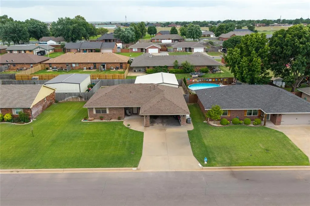Photo 32 — 2100 Morgandee Lane, Weatherford, OK 73096