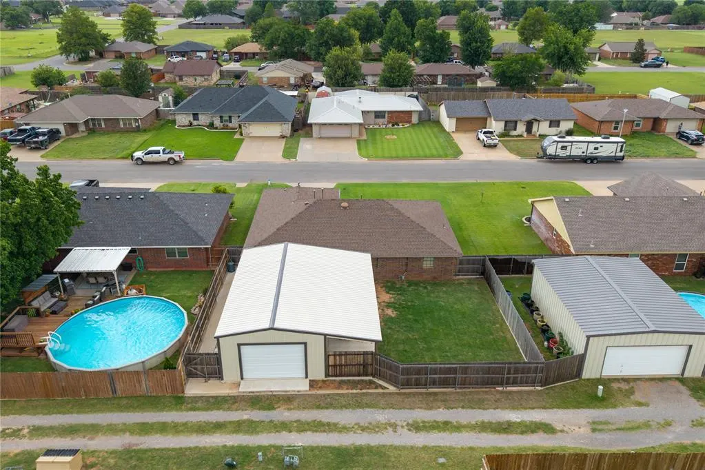 Photo 33 — 2100 Morgandee Lane, Weatherford, OK 73096