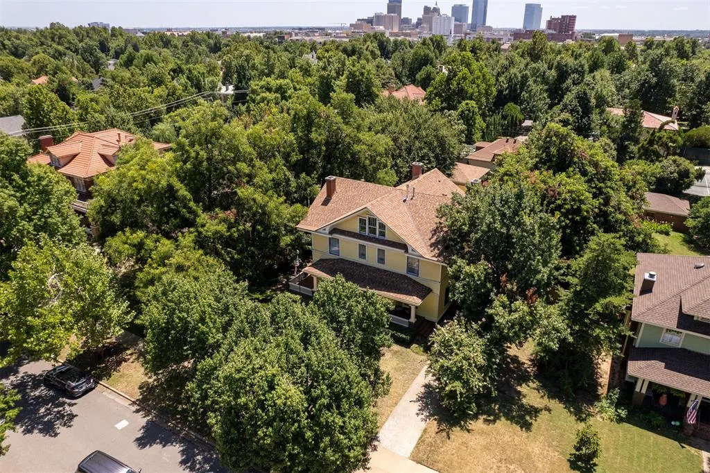 Front exterior — 720 NW 16th Street, Oklahoma City, OK 73103