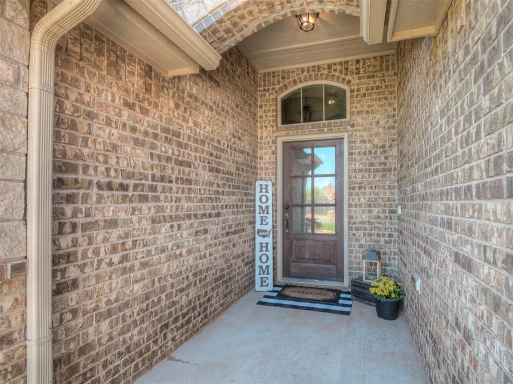 Photo 3 — 19217 Butterfly Boulevard, Edmond, OK 73012