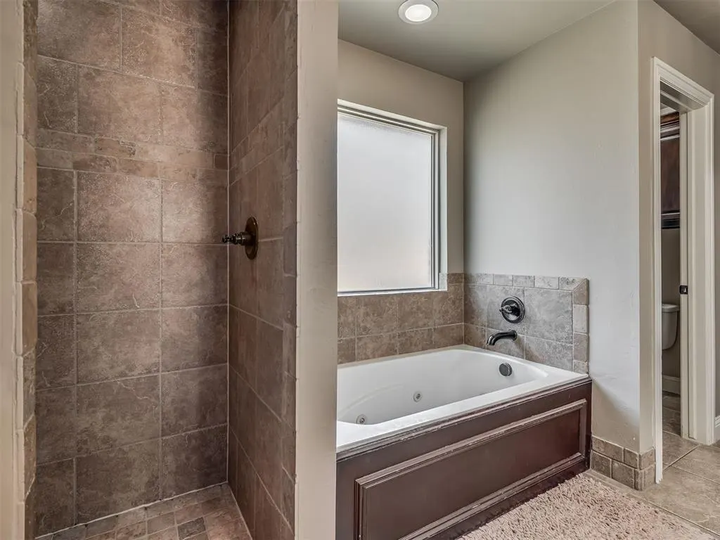Photo 21 — 19217 Butterfly Boulevard, Edmond, OK 73012