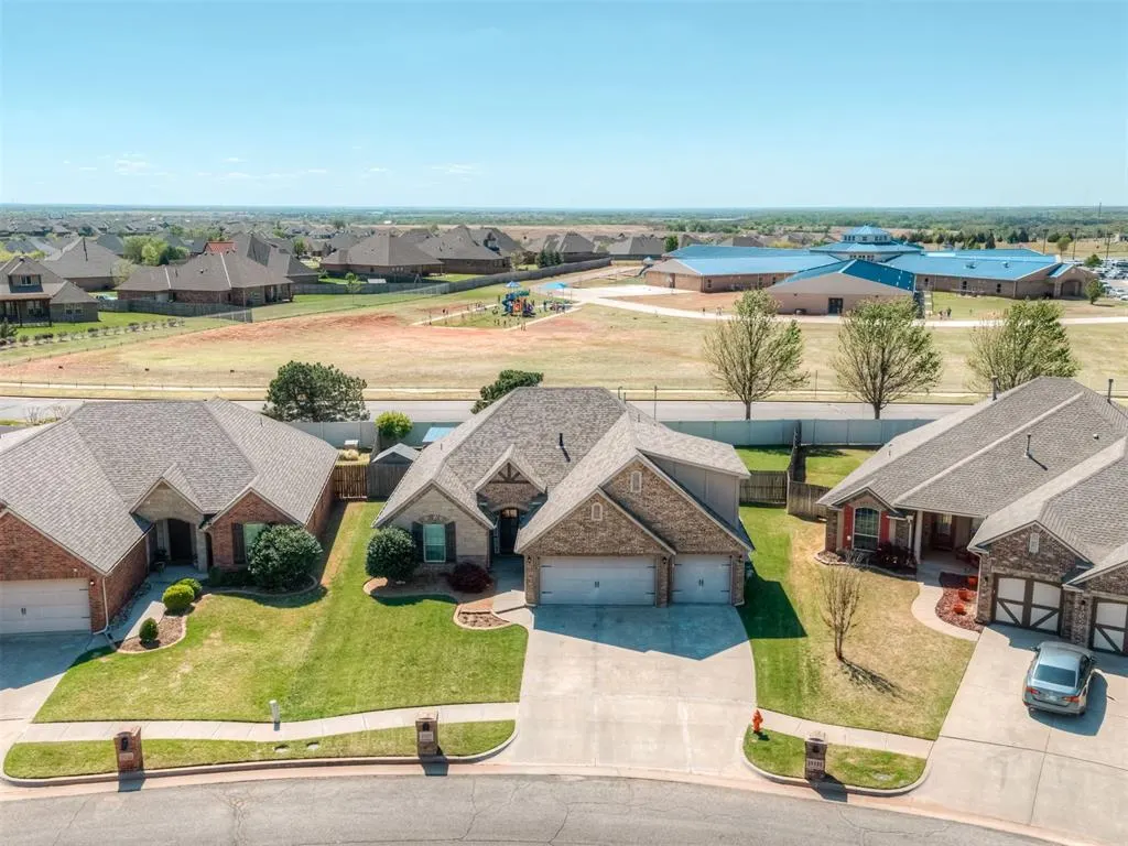 Photo 42 — 19217 Butterfly Boulevard, Edmond, OK 73012