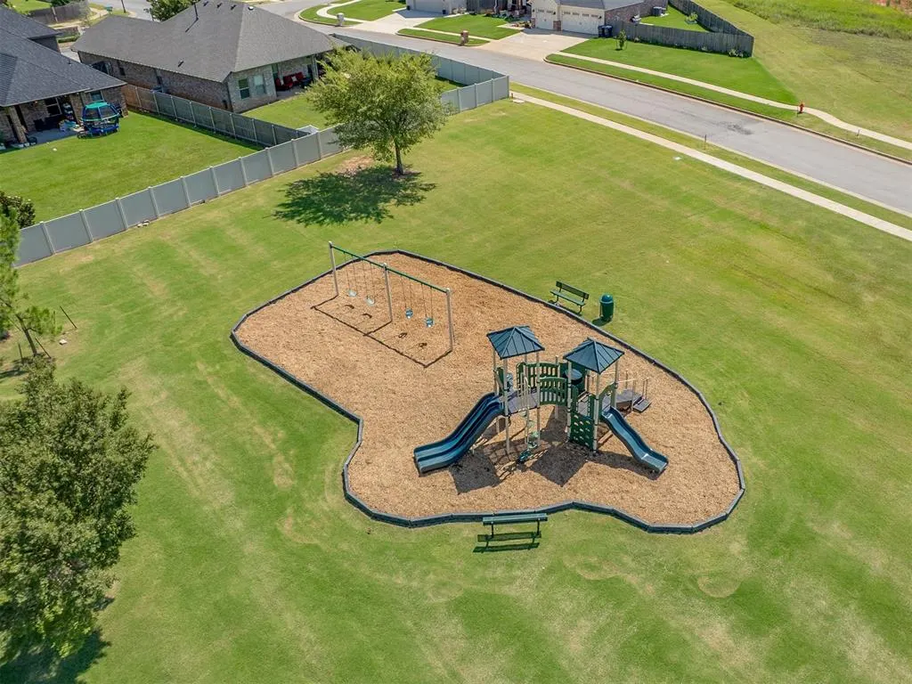 Photo 45 — 19217 Butterfly Boulevard, Edmond, OK 73012