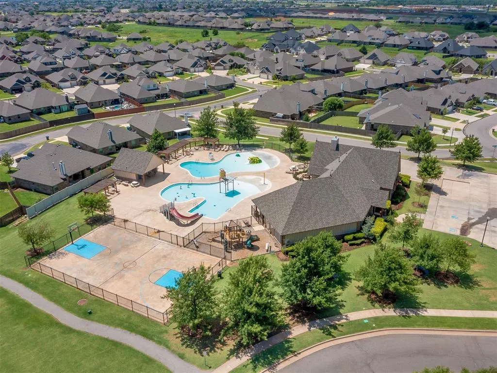 Photo 46 — 19217 Butterfly Boulevard, Edmond, OK 73012