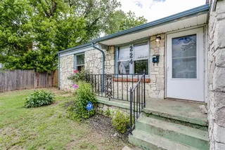 Sold home at 224 E Myrtle Lane