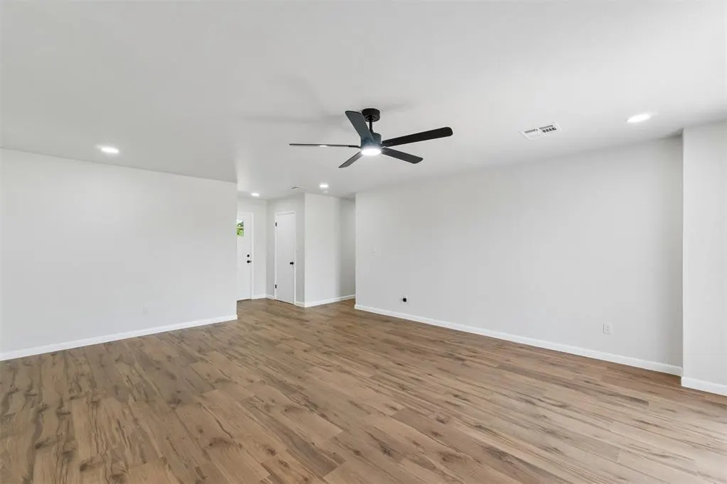 Photo 9 — 2814 County Street 2870 Street, Chickasha, OK 73018