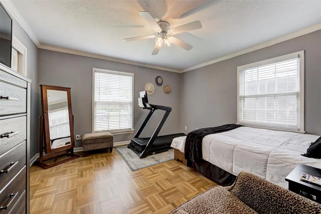 Photo 24 — 2304 Barclay Road, The Village, OK 73120