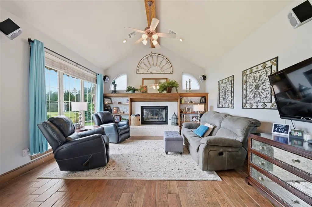 Photo 10 — 11009 Fairway Avenue, Oklahoma City, OK 73170