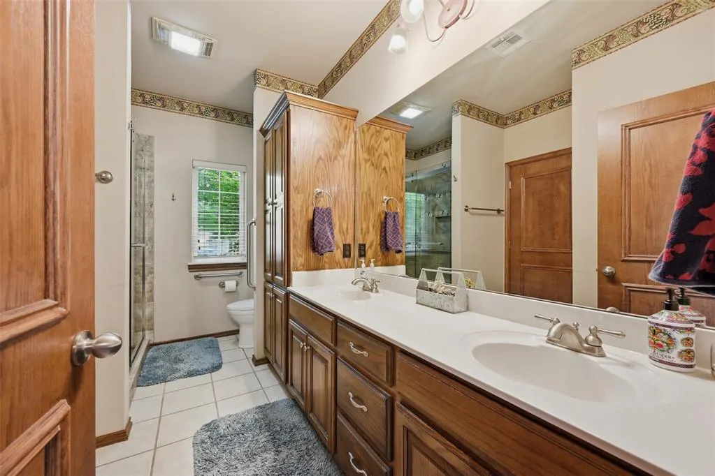 Photo 37 — 11009 Fairway Avenue, Oklahoma City, OK 73170