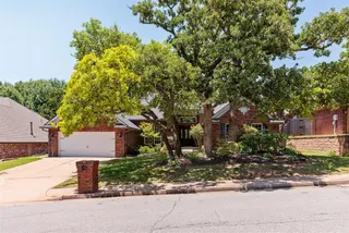Sold home at 1009 Fox Hill Drive
