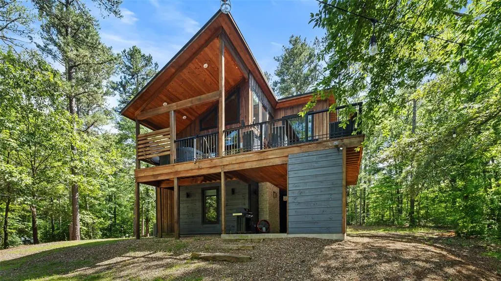Front exterior — 219 Deer Ridge Trail, Smithville, OK 74957