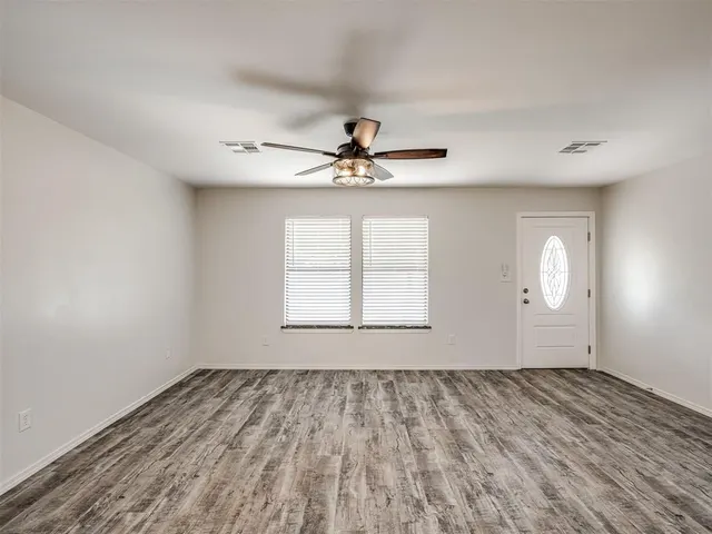 Photo 6 — 2092 County Road 1244, Tuttle, OK 73089