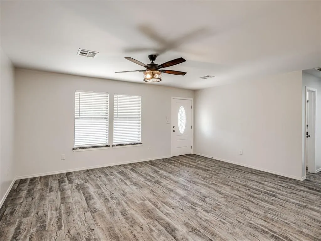 Photo 7 — 2092 County Road 1244, Tuttle, OK 73089