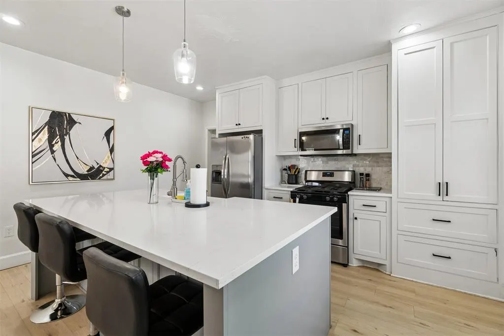 Photo 7 — 225 NW 25th Street, Oklahoma City, OK 73103
