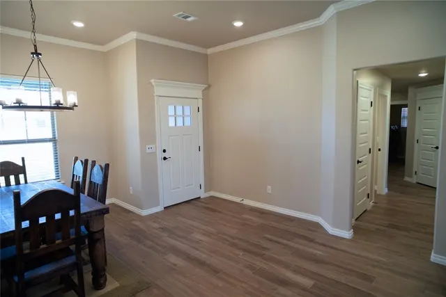 Photo 4 — 11104 NW 91st Street, Yukon, OK 73099