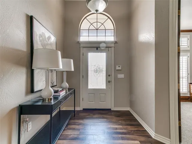 Photo 5 — 3904 Shortgrass Road, Edmond, OK 73003