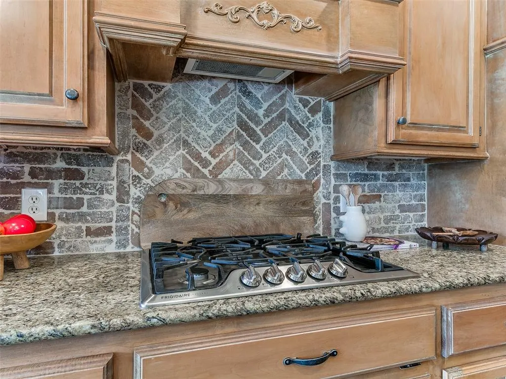 Photo 16 — 3904 Shortgrass Road, Edmond, OK 73003