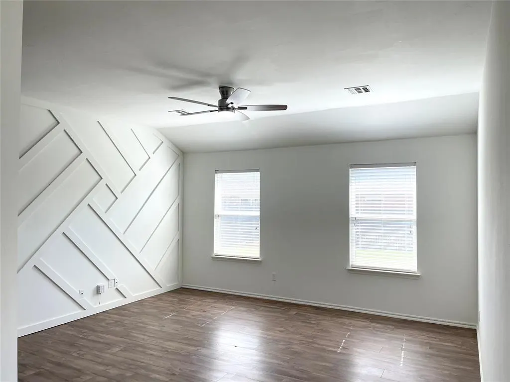 Photo 3 — 9216 NW 71st Street, Yukon, OK 73099