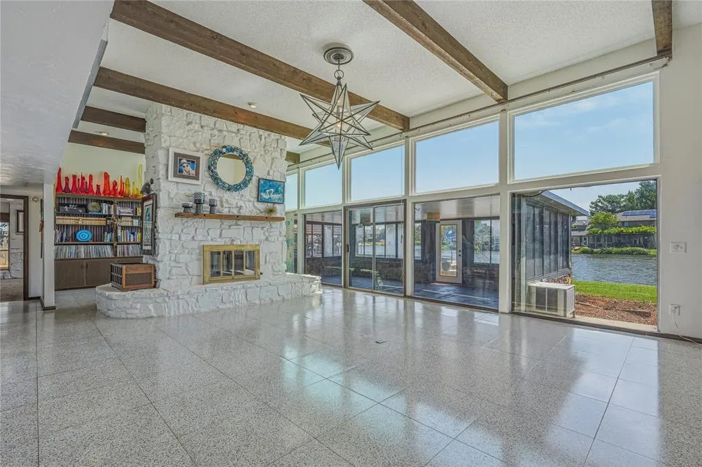 Photo 8 — 10512 Ski Drive, Oklahoma City, OK 73162