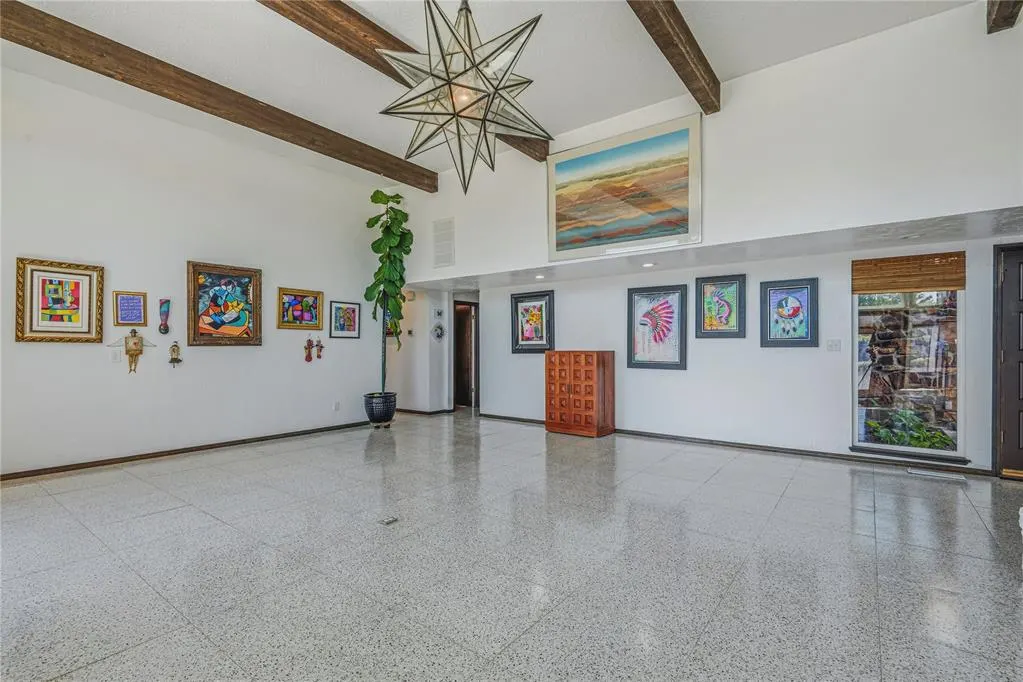 Photo 10 — 10512 Ski Drive, Oklahoma City, OK 73162