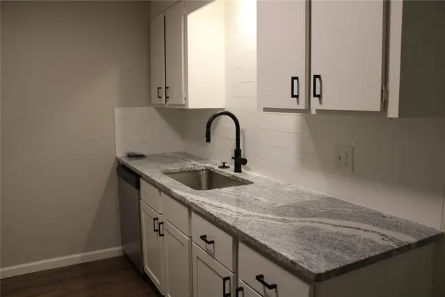 Photo 7 — 4601 S Gum Avenue, Broken Arrow, OK 74011