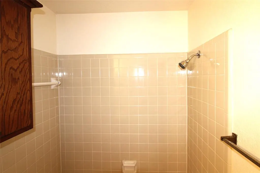 Photo 10 — 1901 E Lindsey Street 14B, Norman, OK 73071