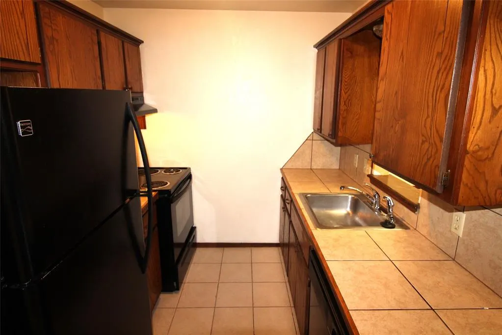 Photo 12 — 1901 E Lindsey Street 14B, Norman, OK 73071