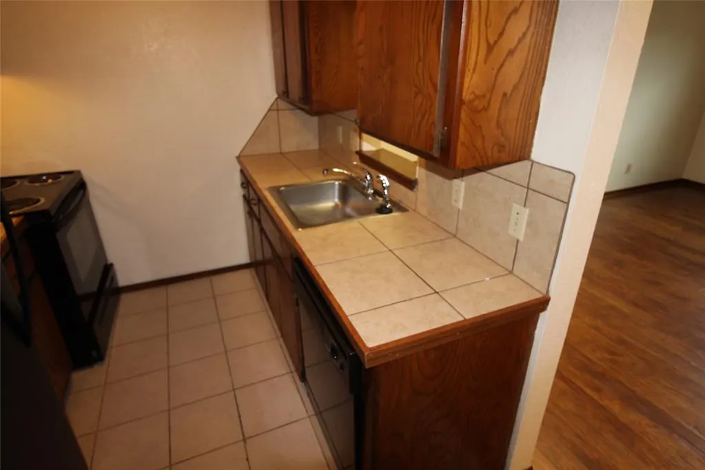 Photo 13 — 1901 E Lindsey Street 14B, Norman, OK 73071