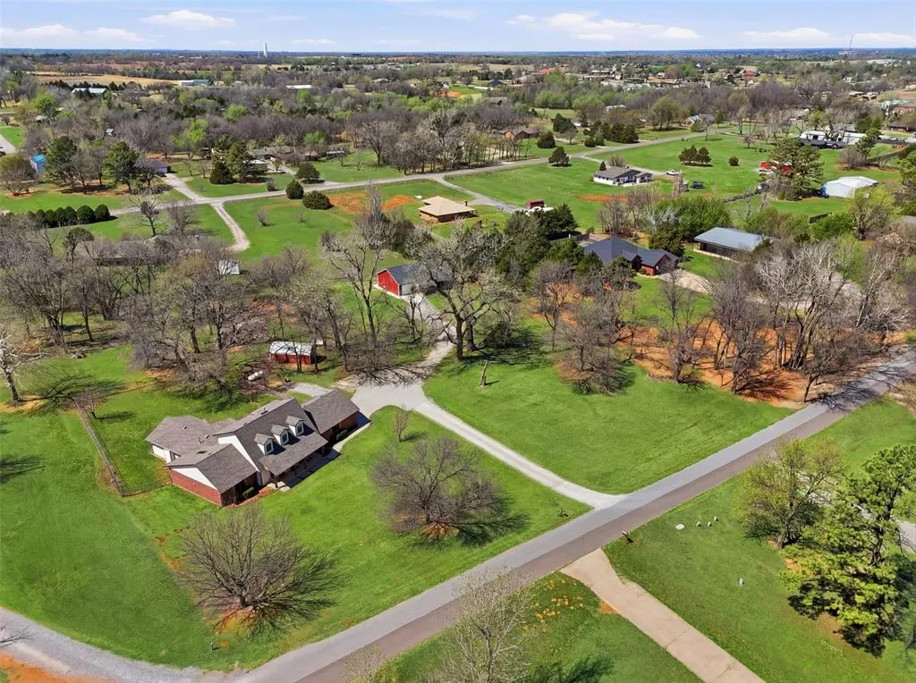 Photo 39 — 319 E Cedar Drive, Tuttle, OK 73089
