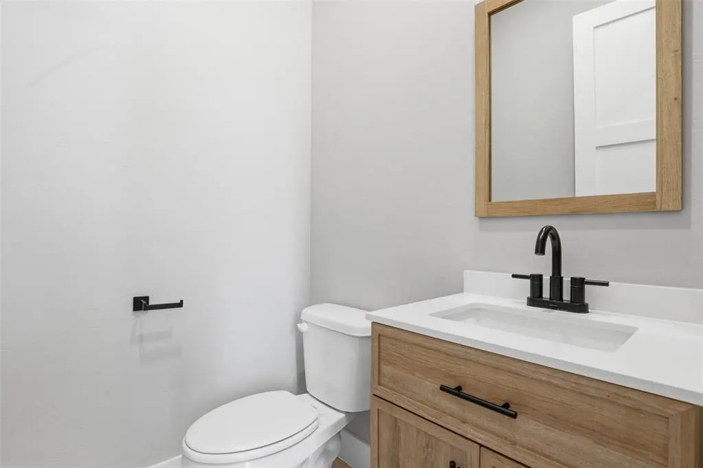 Photo 12 — 2618 Crescent Avenue, Oklahoma City, OK 73120
