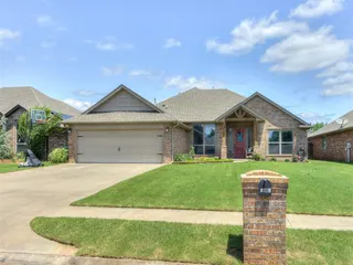 Sold home at 4725 Rosewood Court